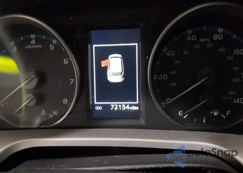 2018 Toyota Rav4 Xle from USA, damaged, VIN JTMRFREVXJD256123